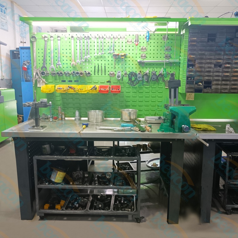 {Industrial Grade Engine Injector Maintenance Workbench}